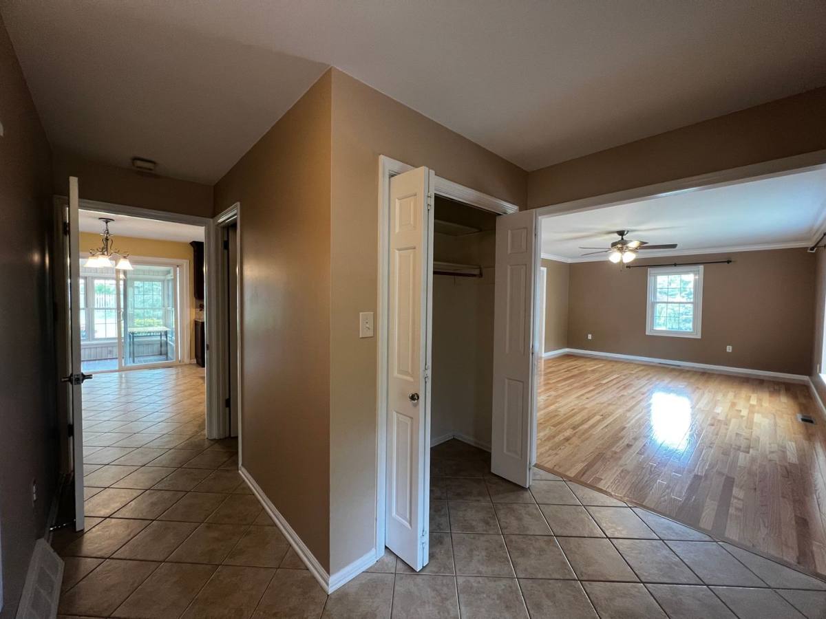 House for rent at 75 Plymouth Circle, Hershey, PA 17033