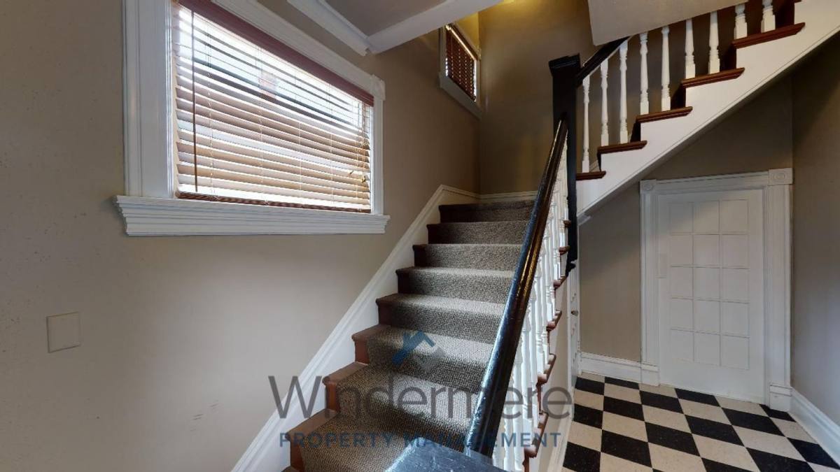 Apartment for rent at 309 E Birch St, Walla Walla, WA 99362