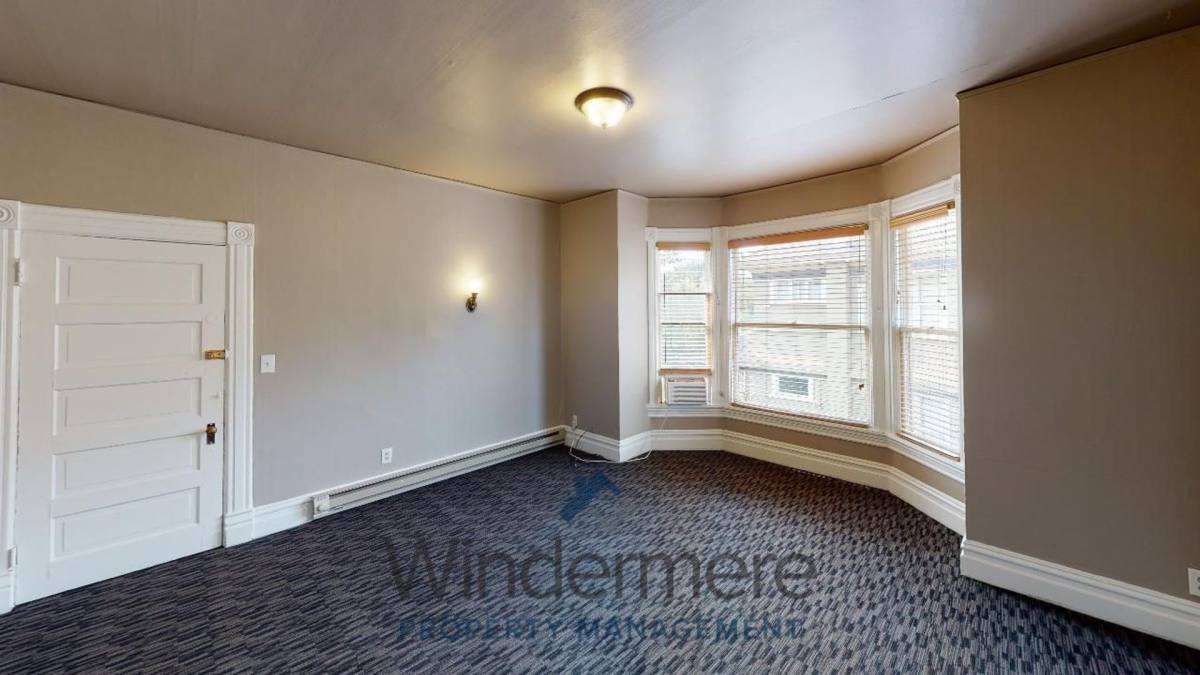 Apartment for rent at 309 E Birch St, Walla Walla, WA 99362