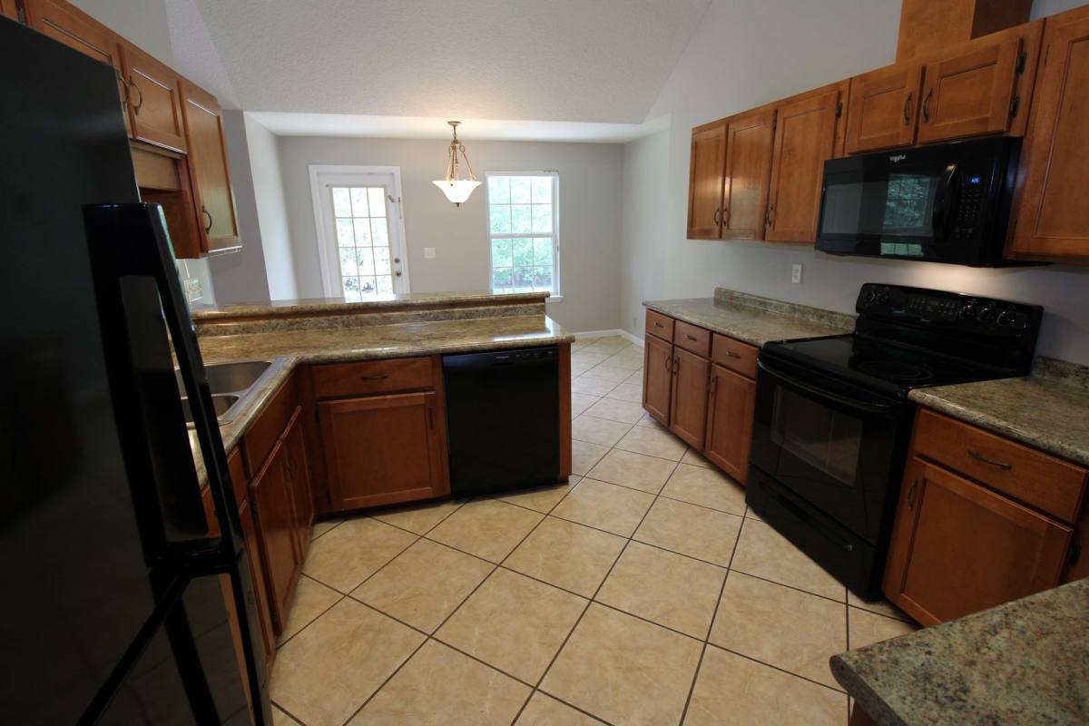 House for rent at 150 Lake Manor Dr, Kingsland, GA 31548