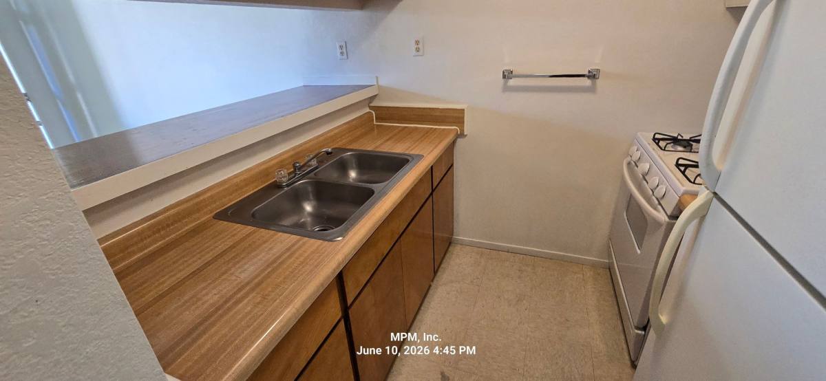 Apartment for rent at 525 Arleen St, Paso Robles, CA 93446