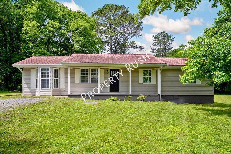 House for rent at 321 Whitmire Circle, Tunnel Hill, GA 30755