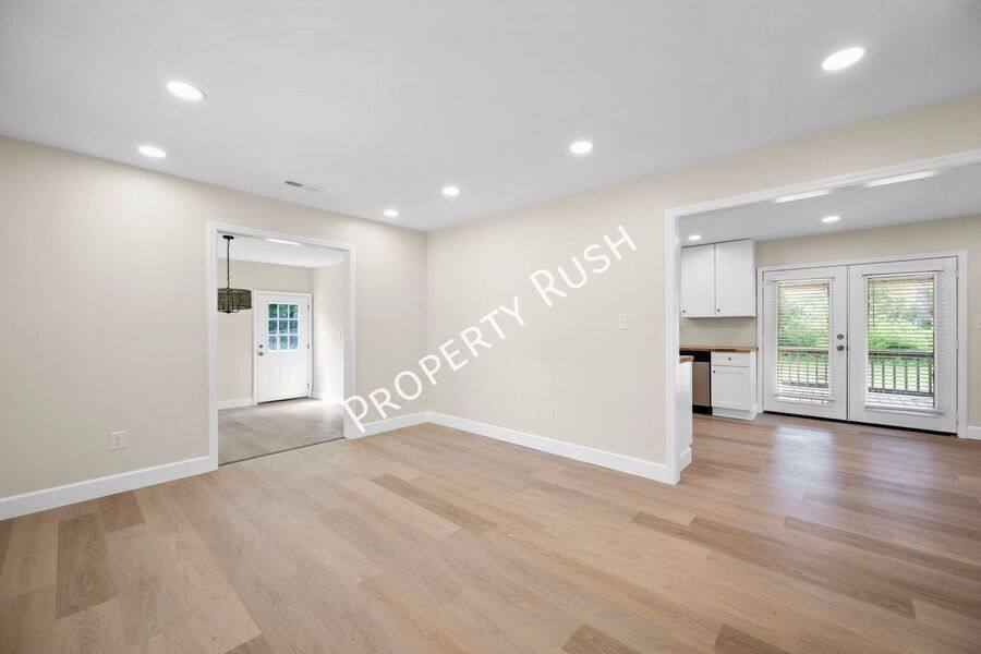 House for rent at 321 Whitmire Circle, Tunnel Hill, GA 30755