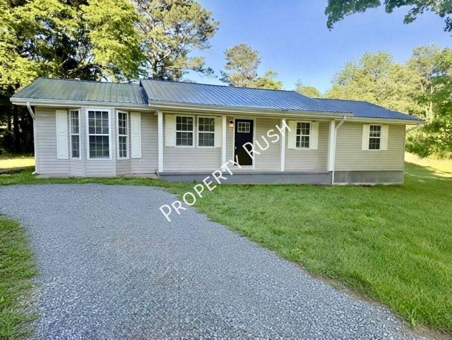 House for rent at 321 Whitmire Circle, Tunnel Hill, GA 30755