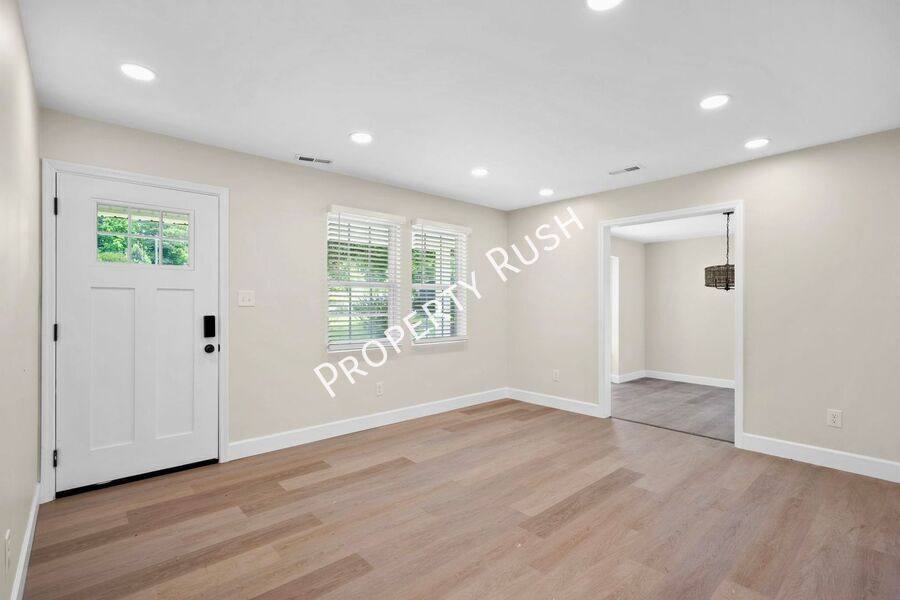 House for rent at 321 Whitmire Circle, Tunnel Hill, GA 30755