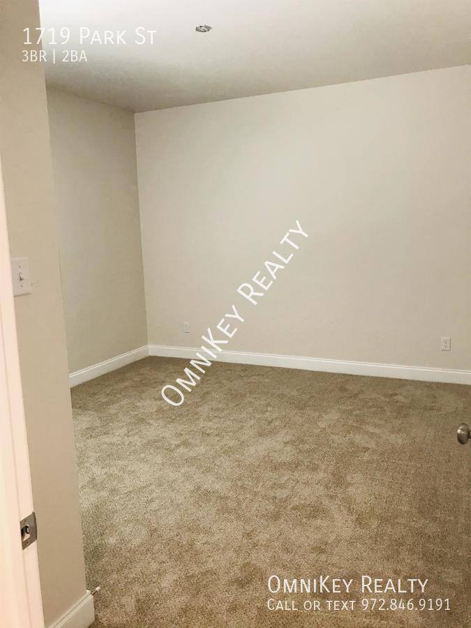 House for rent at 1719 Park St, Commerce, TX 75428