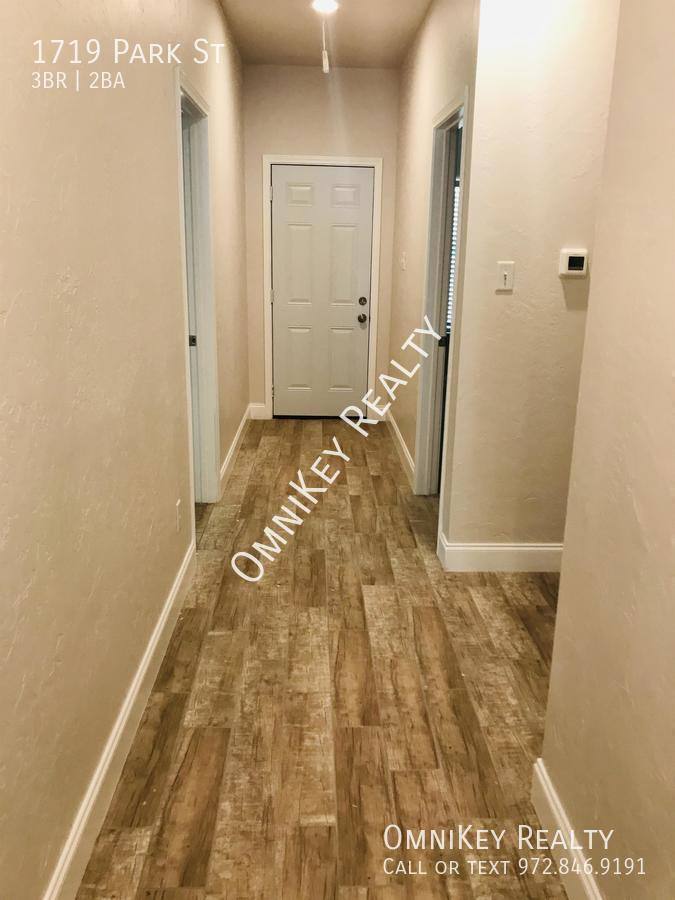 House for rent at 1719 Park St, Commerce, TX 75428