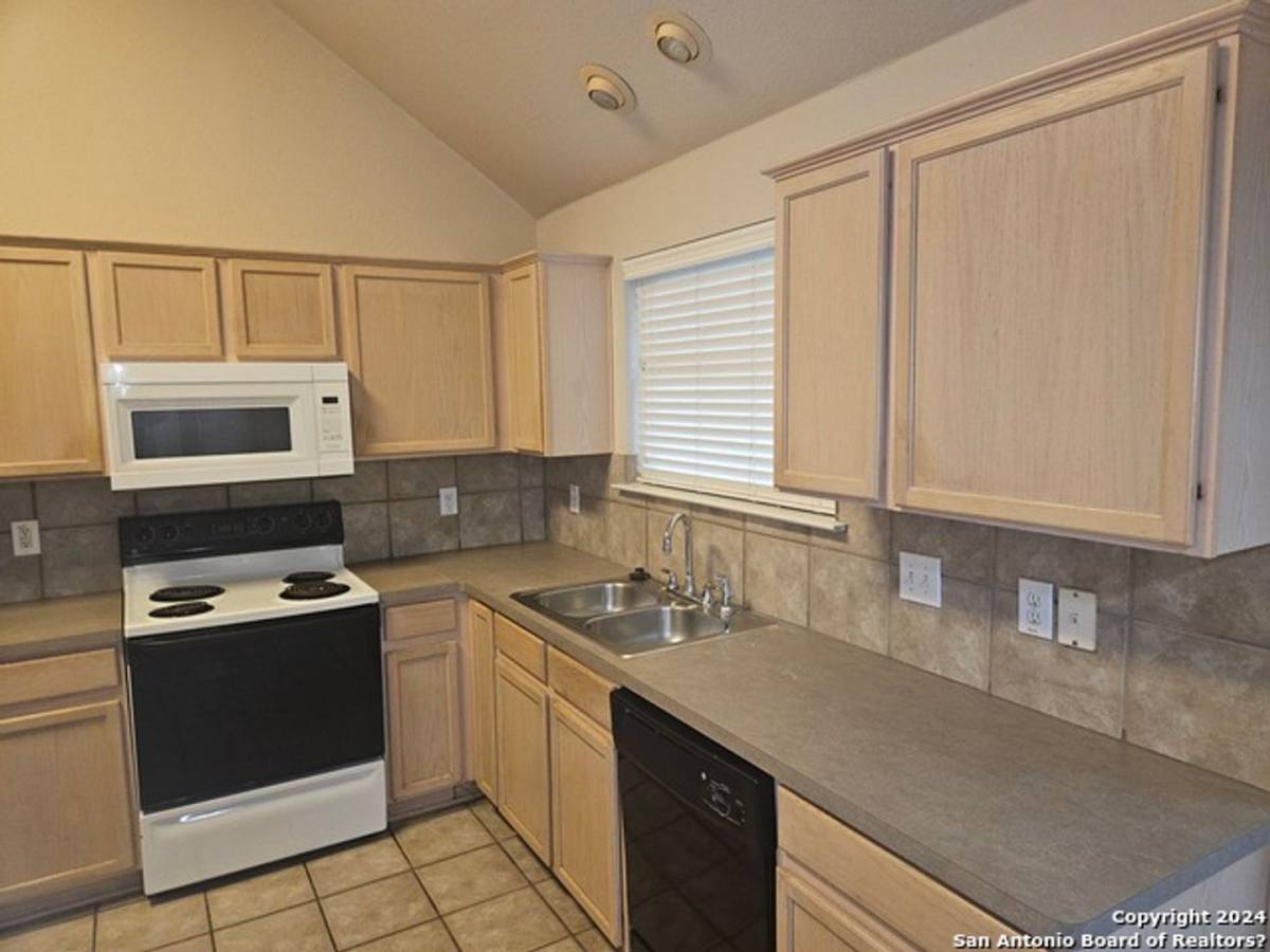 House for rent at 3618 Sage Ridge Dr, San Antonio, TX 78247