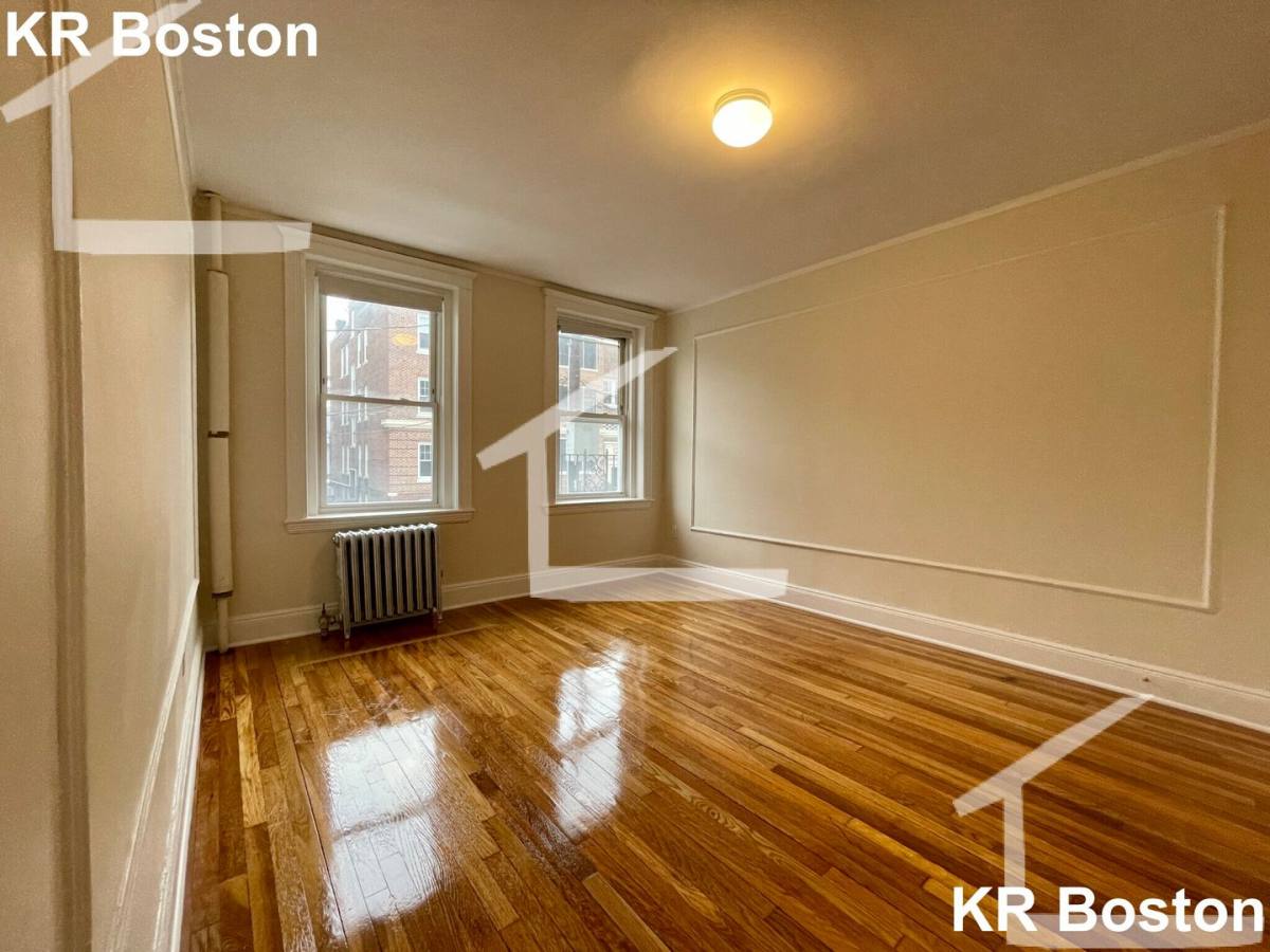 Apartment for rent at 10 Vinal St #5A, Brighton, MA 02135