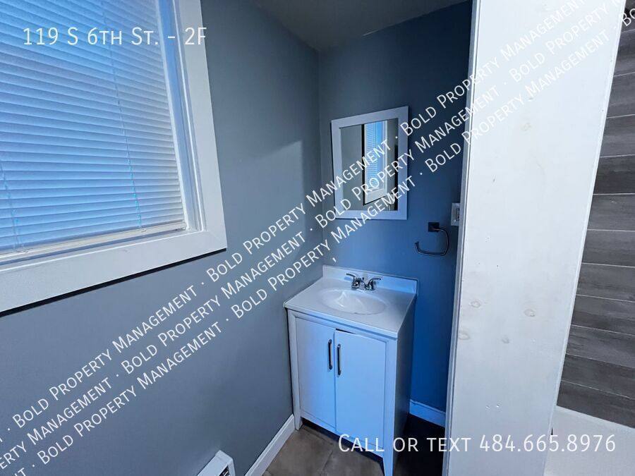 Apartment for rent at 119 S 6th St #2F, Reading, PA 19602