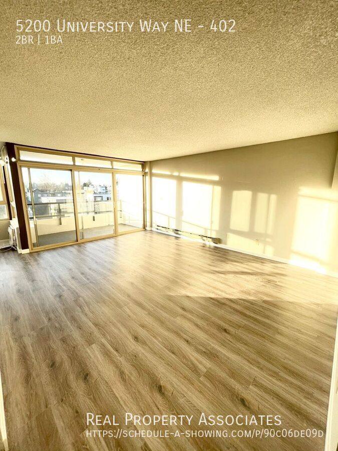 Apartment for rent at 5200 University Way NE #402, Seattle, WA 98105