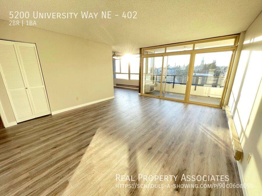 Apartment for rent at 5200 University Way NE #402, Seattle, WA 98105