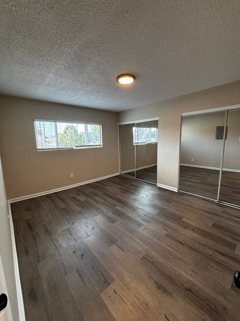 Apartment for rent at 1146-1152 Magnolia Ave, Long Beach, CA 90813