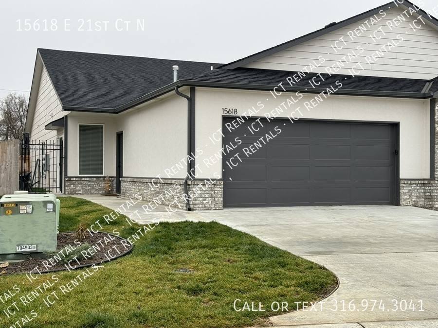 Townhouse for rent at 15618 E 21st Court N, Wichita, KS 67228