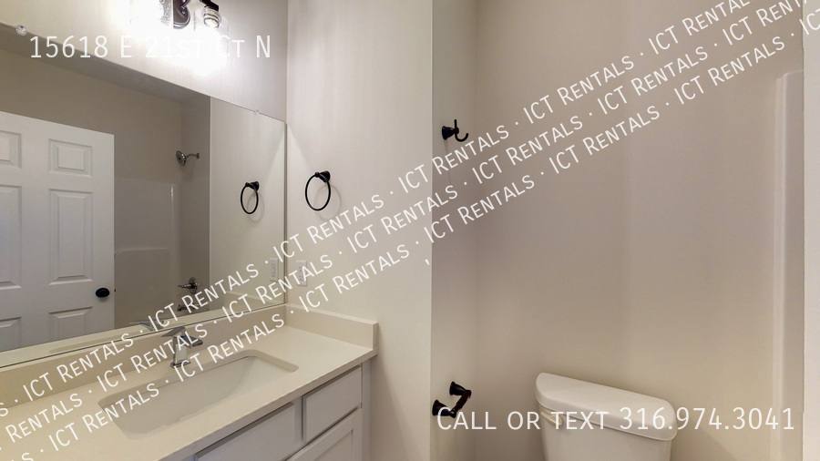 Townhouse for rent at 15618 E 21st Court N, Wichita, KS 67228