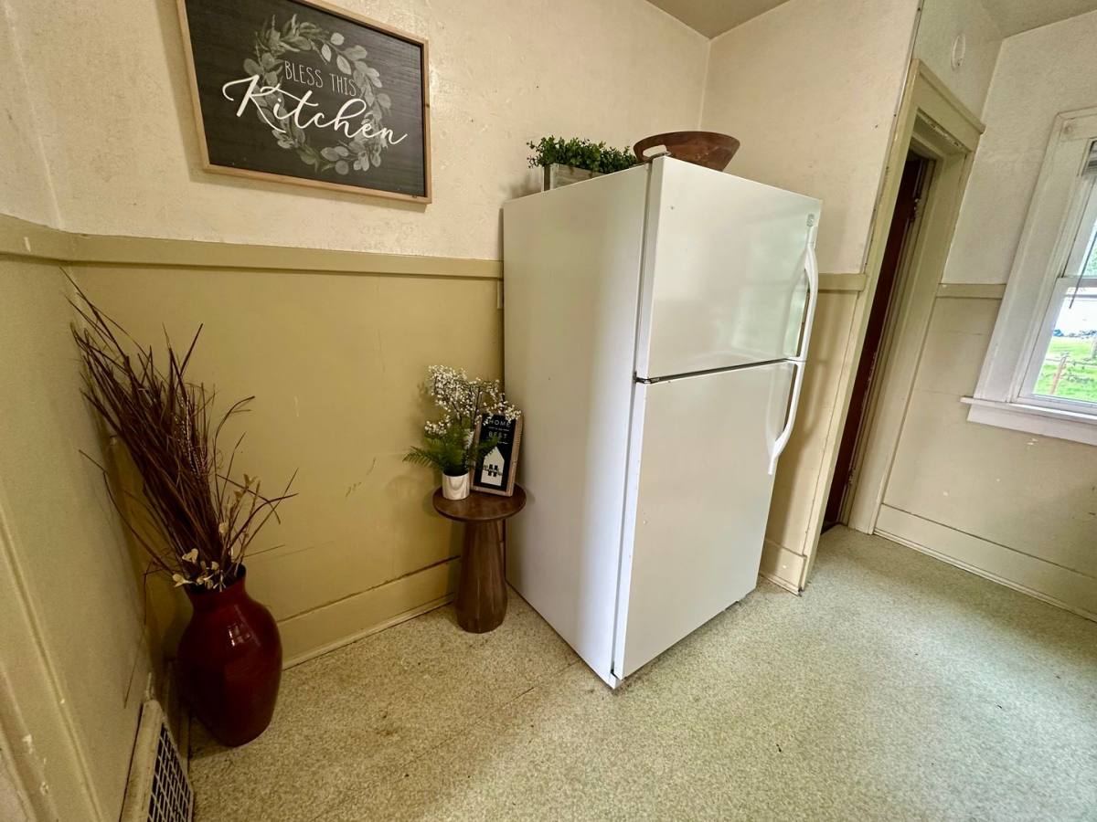 House for rent at 652 Conger St, Waterloo, IA 50703
