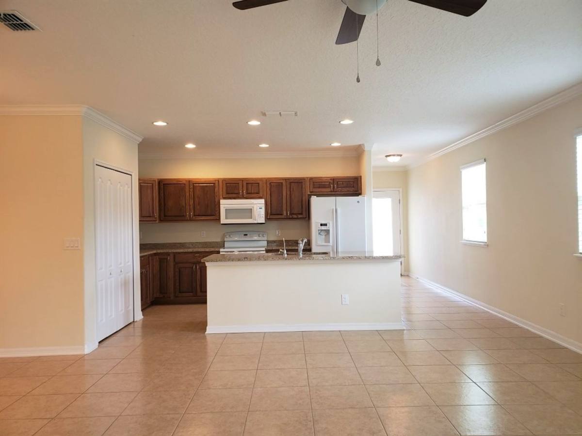 House for rent at 110 Cedar Circle Dr, Kingsland, GA 31548