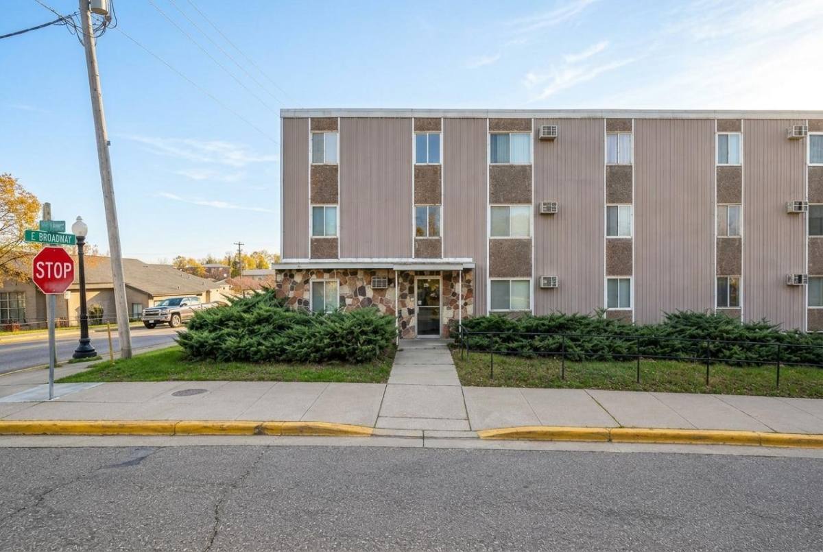 Apartment for rent at 201 1st Ave #5, Baraboo, WI 53913