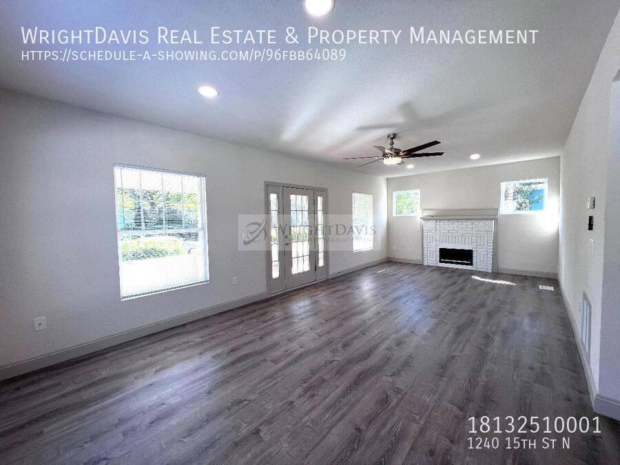 Apartment for rent at 1240 15th St N, Saint Petersburg, FL 33705