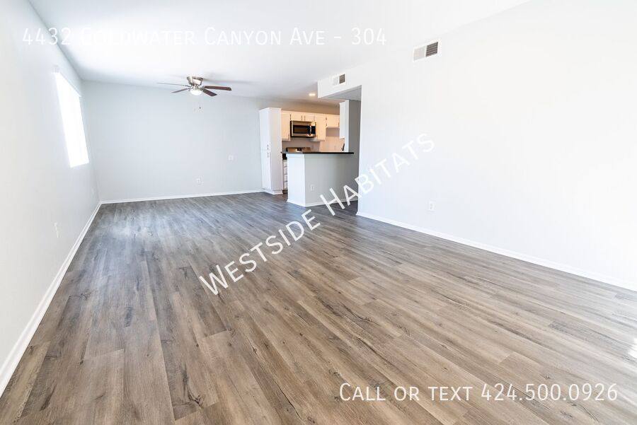 Apartment for rent at 4432 Coldwater Canyon Ave #304, Studio City, CA 91604