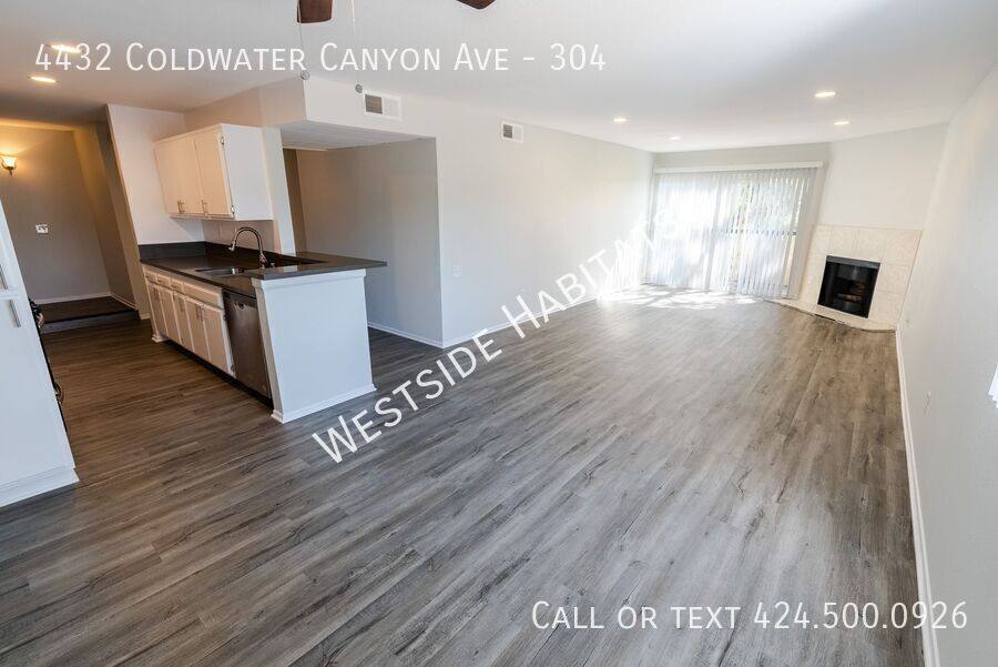 Apartment for rent at 4432 Coldwater Canyon Ave #304, Studio City, CA 91604