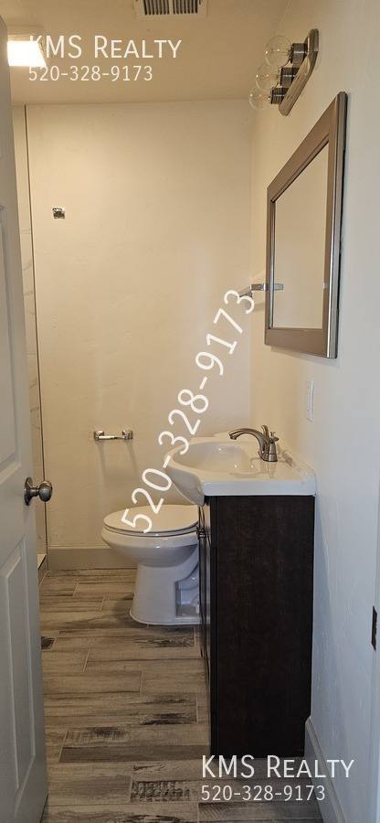 House for rent at 738 W Paris Promenade, Tucson, AZ 85705