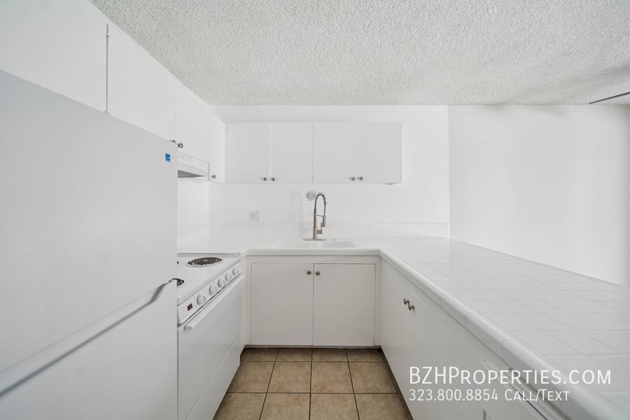 Apartment for rent at 7545 W Hampton Ave #108, Los Angeles, CA 90046