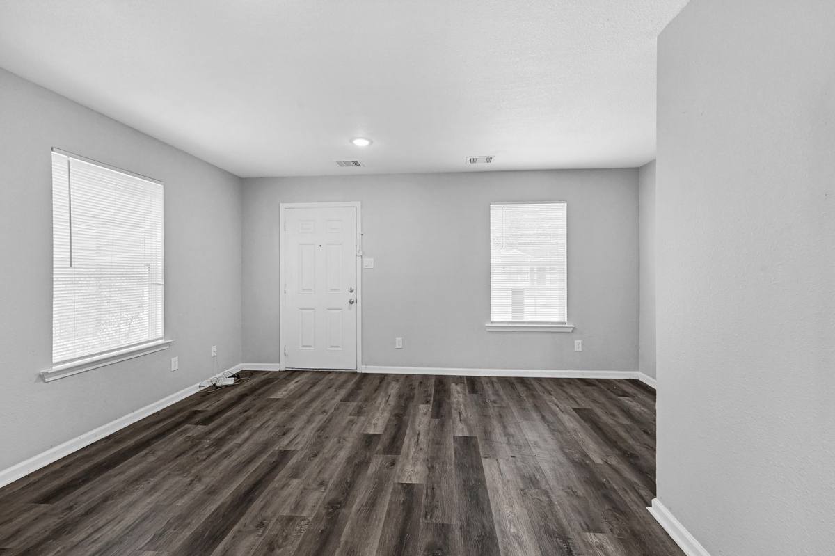 Apartment for rent at 513 Ave I - B, Conroe, TX 77301