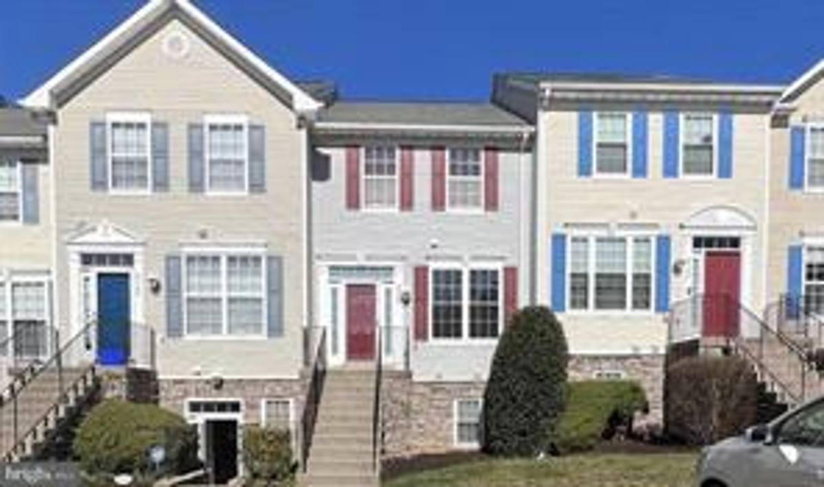 Townhouse for rent at 2724 Oak Leaf Court, Odenton, MD 21113