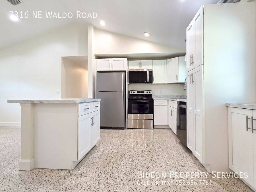 House for rent at 7316 NE Waldo Rd, Gainesville, FL 32609