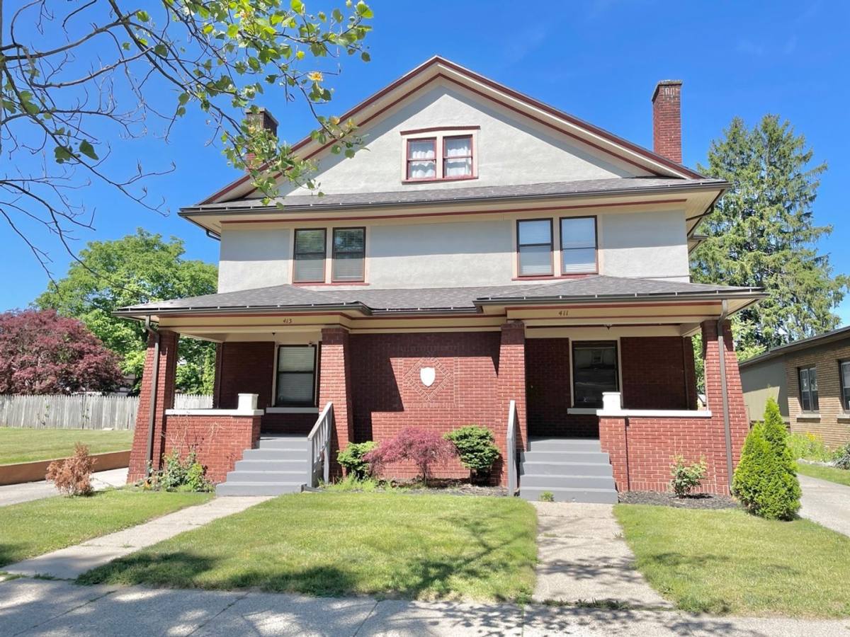 Apartment for rent at 411-413 College Ave SE, Grand Rapids, MI 49503