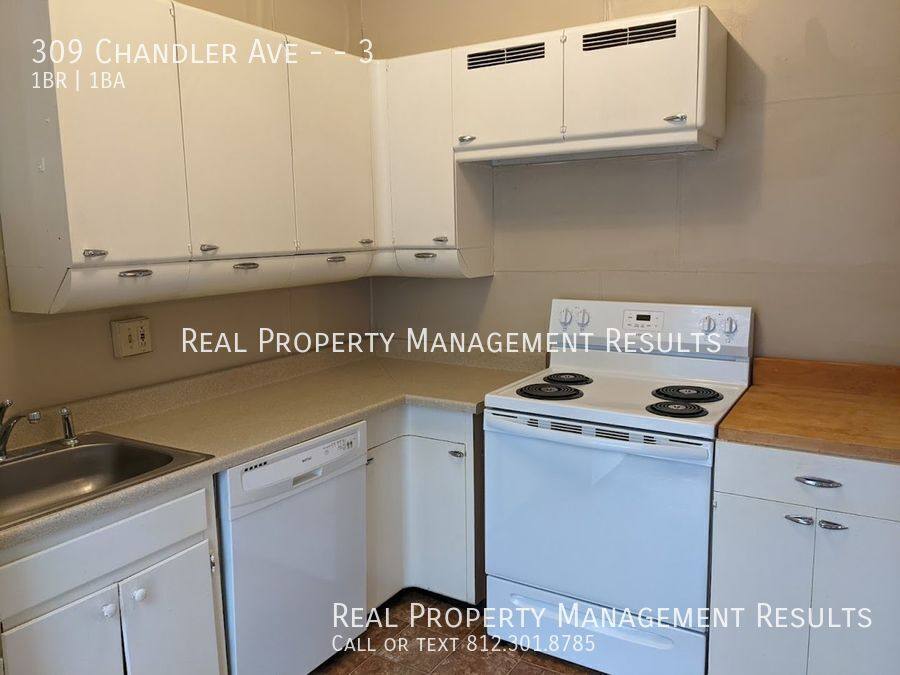 Apartment for rent at 309 Chandler Ave #3, Evansville, IN 47713