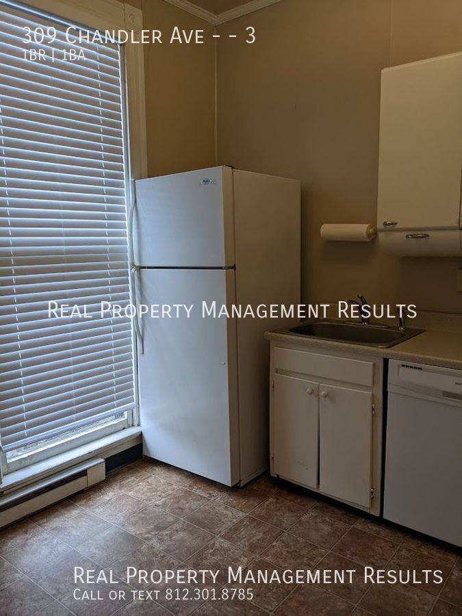 Apartment for rent at 309 Chandler Ave #3, Evansville, IN 47713