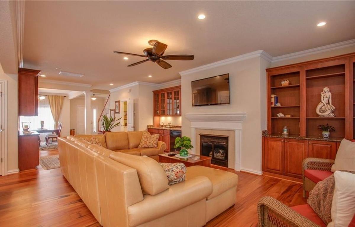 Apartment for rent at 1032 Horton Place, Virginia Beach, VA 23454