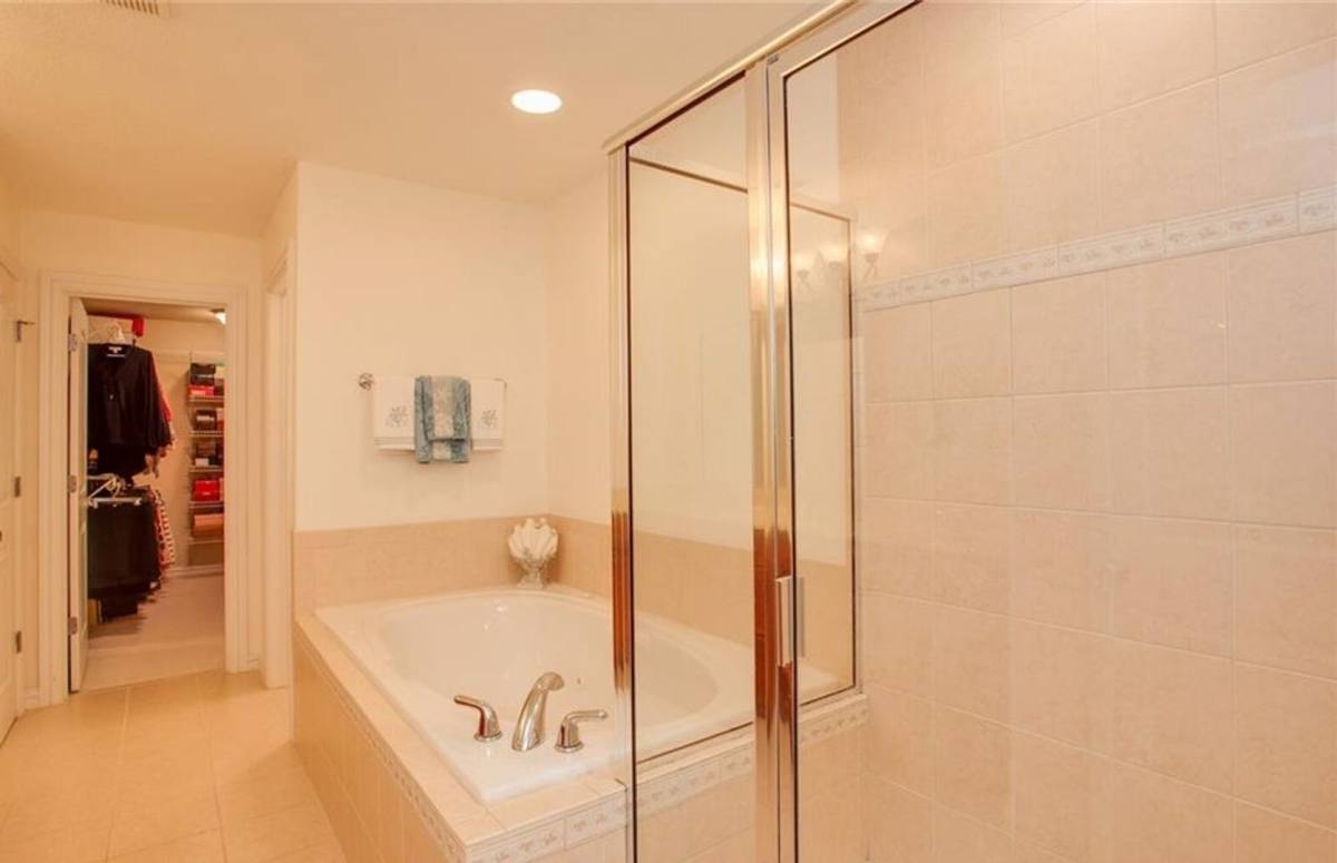 Apartment for rent at 1032 Horton Place, Virginia Beach, VA 23454