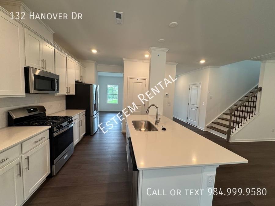House for rent at 132 Hanover Dr, Sanford, NC 27330