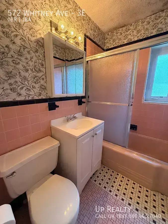 Apartment for rent at 572 Whitney Ave #3E, New Haven, CT 06511