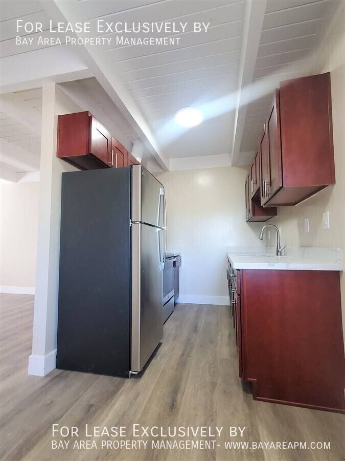 Apartment for rent at 1835 Villa St #6, Mountain View, CA 94041
