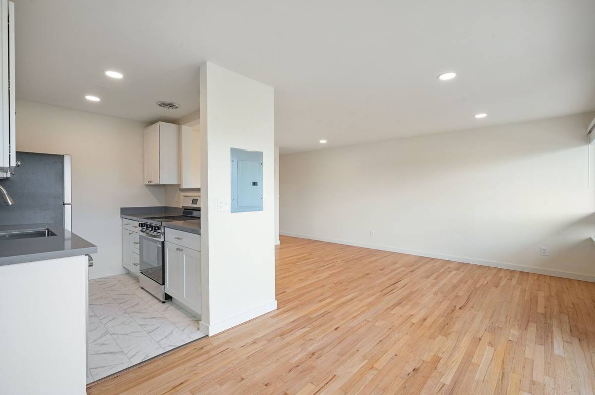 Apartment for rent at 807 3rd Ave N, Seattle, WA 98109