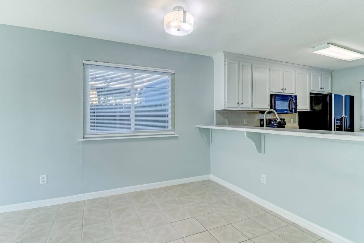 Townhouse for rent at 833 Mary St #B, Fernandina Beach, FL 32034