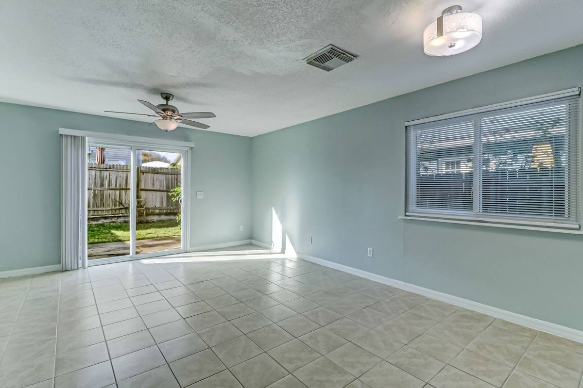Townhouse for rent at 833 Mary St #B, Fernandina Beach, FL 32034
