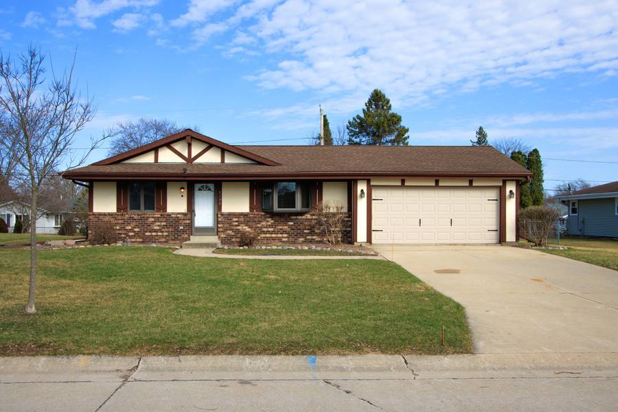House for rent at 7146 S 38th St, Franklin, WI 53132