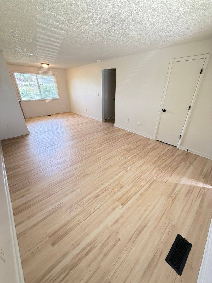 Townhouse for rent at 785-795 W Rose St, Lebanon, OR 97355
