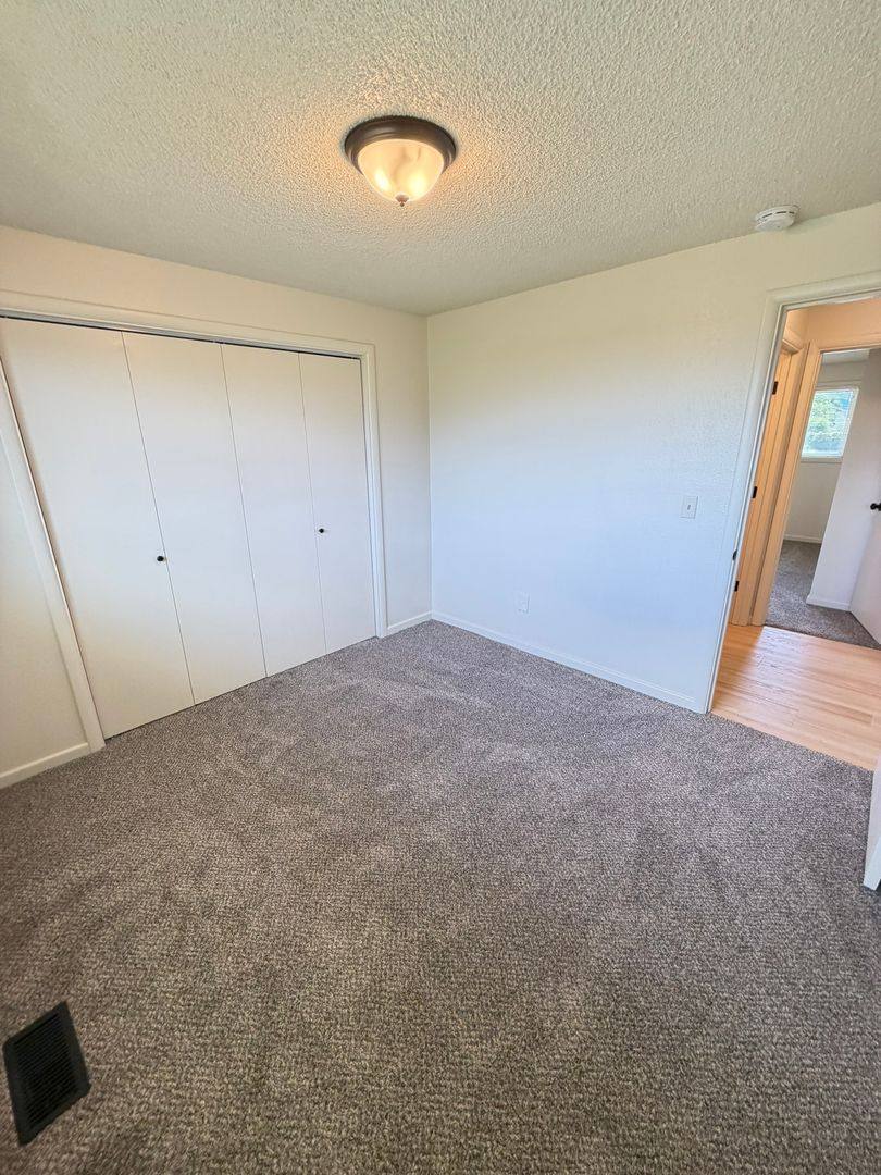 Townhouse for rent at 785-795 W Rose St, Lebanon, OR 97355