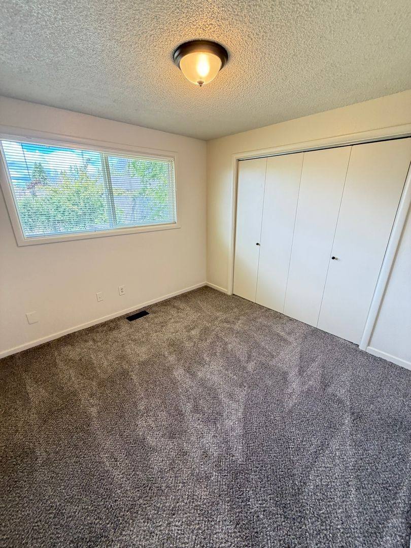 Townhouse for rent at 785-795 W Rose St, Lebanon, OR 97355