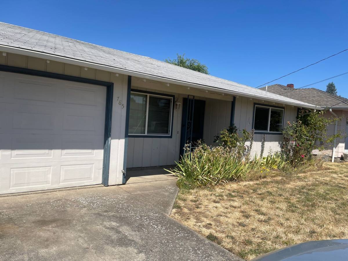 Townhouse for rent at 785-795 W Rose St, Lebanon, OR 97355