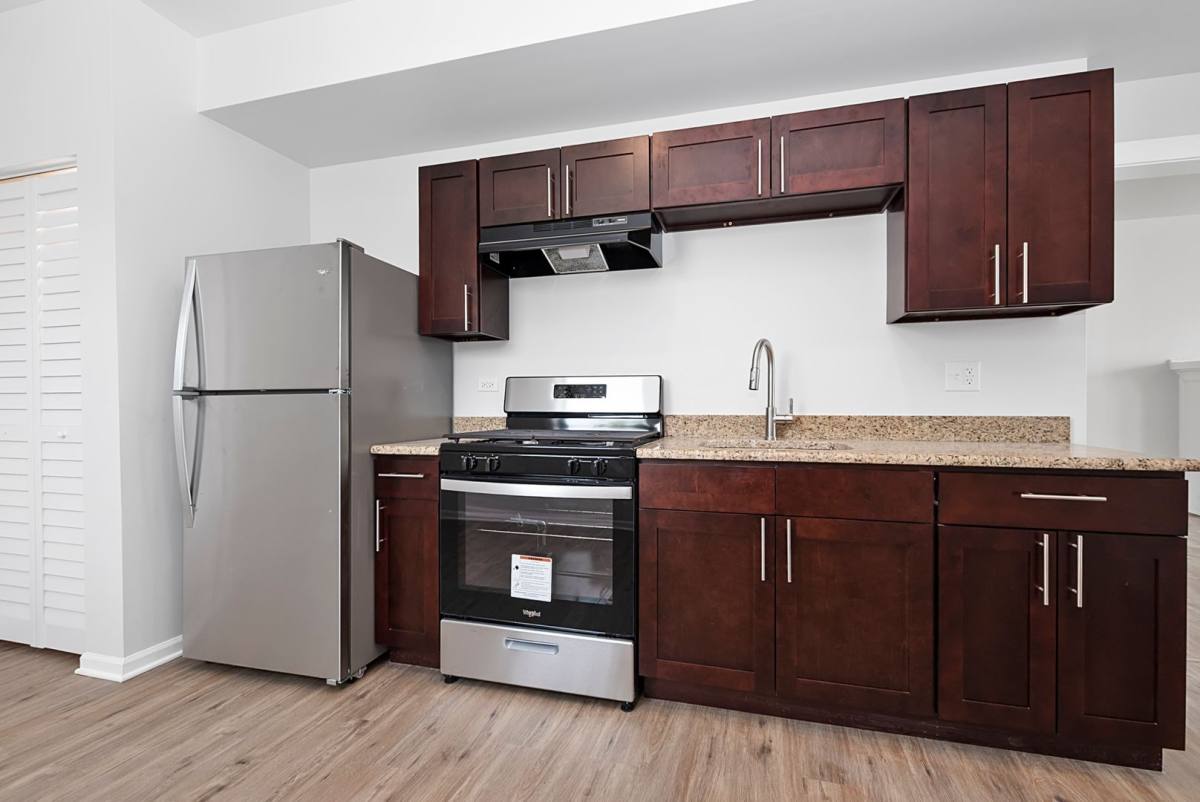 Apartment for rent at 11038-40 S Vernon Ave, Chicago, IL 60628