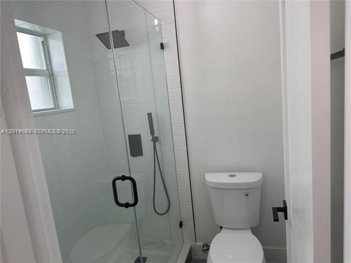 House for rent at 517 Navarre, Miami, FL 33134