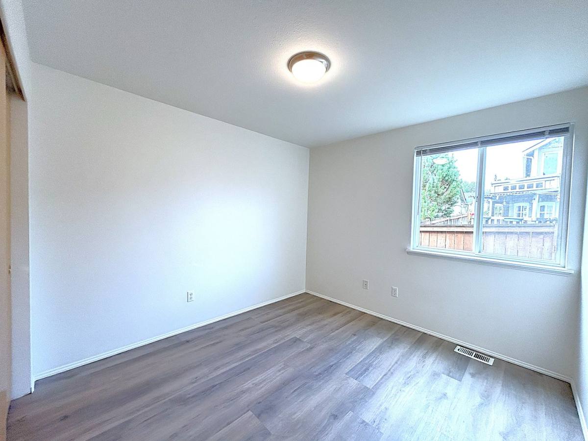 House for rent at 3707 Browns Point Blvd, Tacoma, WA 98422