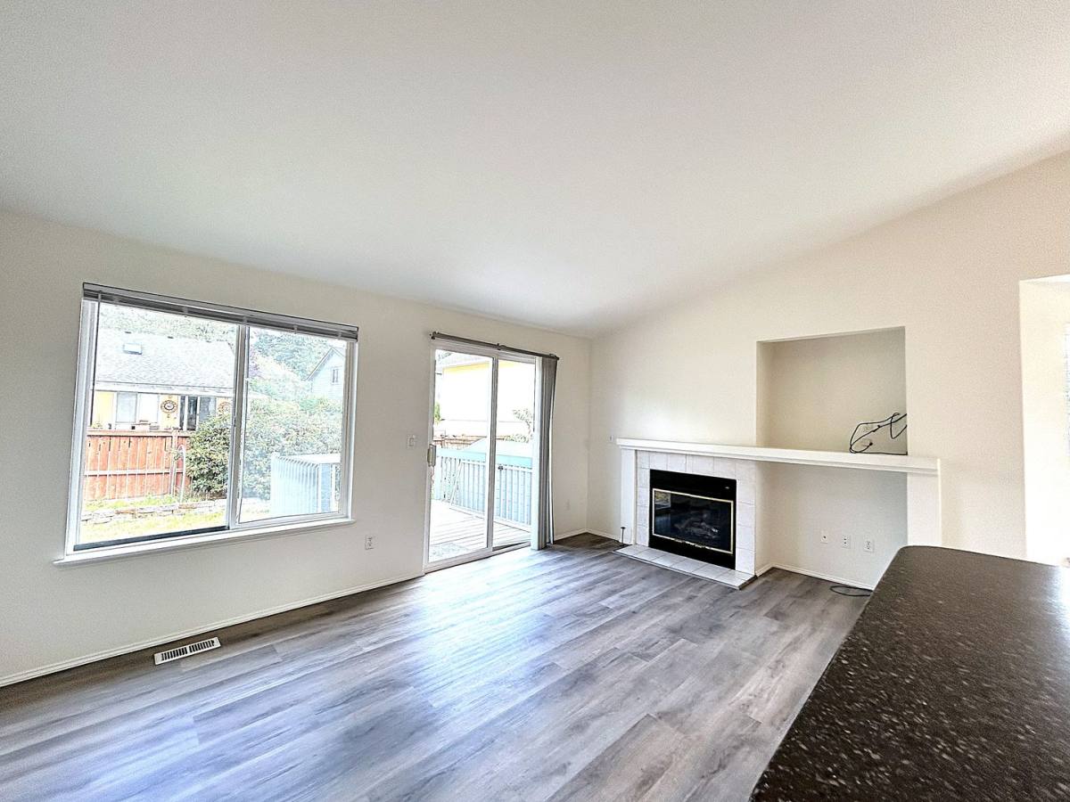House for rent at 3707 Browns Point Blvd, Tacoma, WA 98422